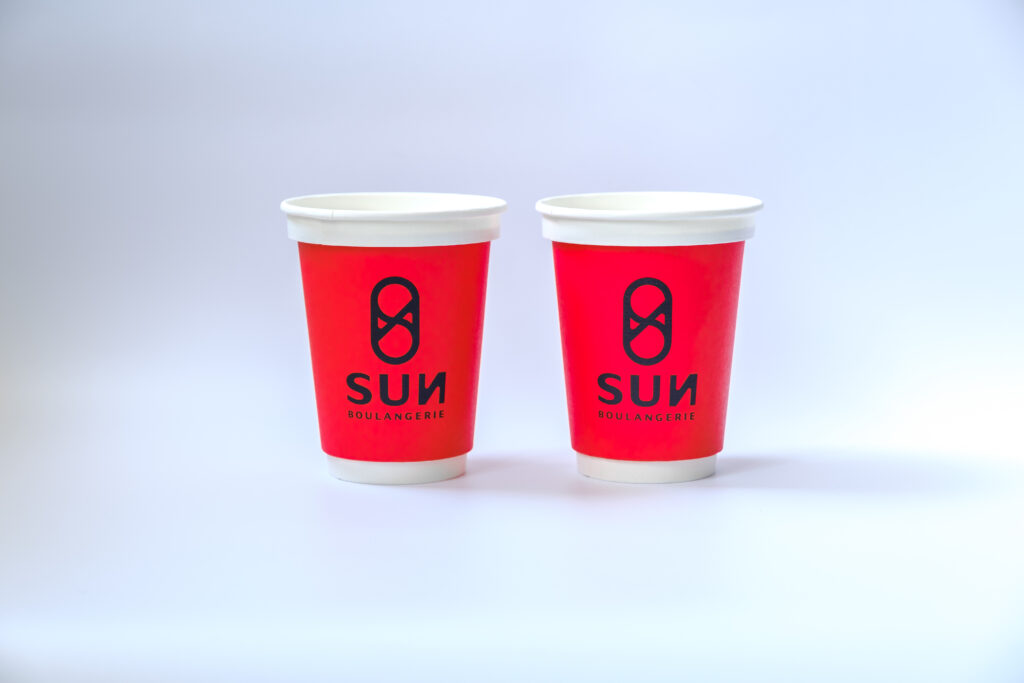 ブーランジェリーサン BOULANGERIE SUN パン屋　店舗デザイン ロゴデザイン　デザイン ロゴ　看板